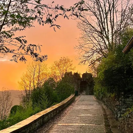 Lou Cambrou Hébergement de vacances Najac